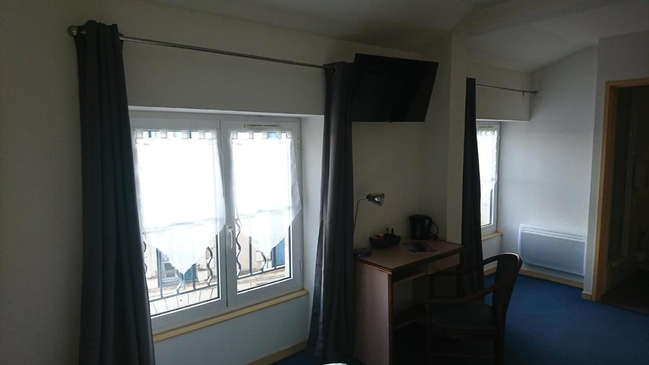 Hotel Les Deux Porches Verrieres (Charente)