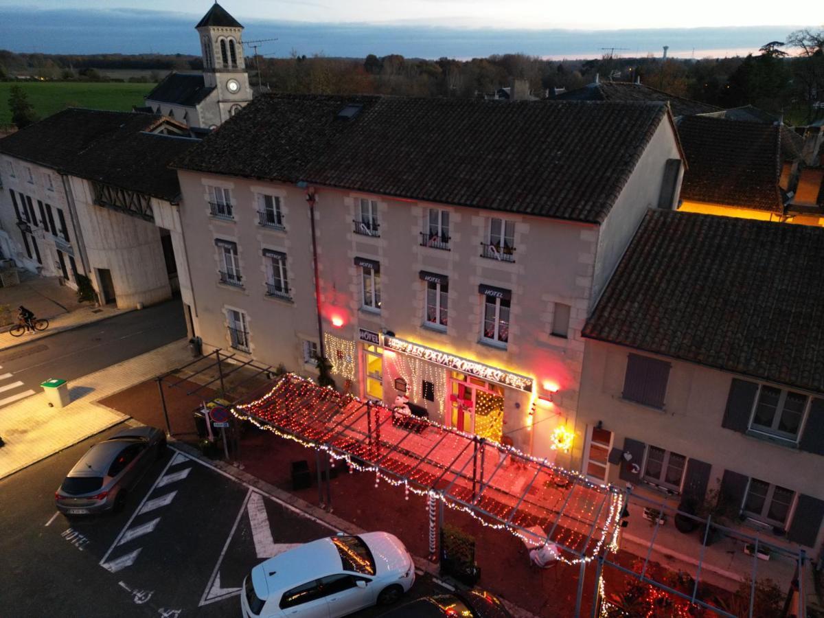 Les Deux Porches Hotel