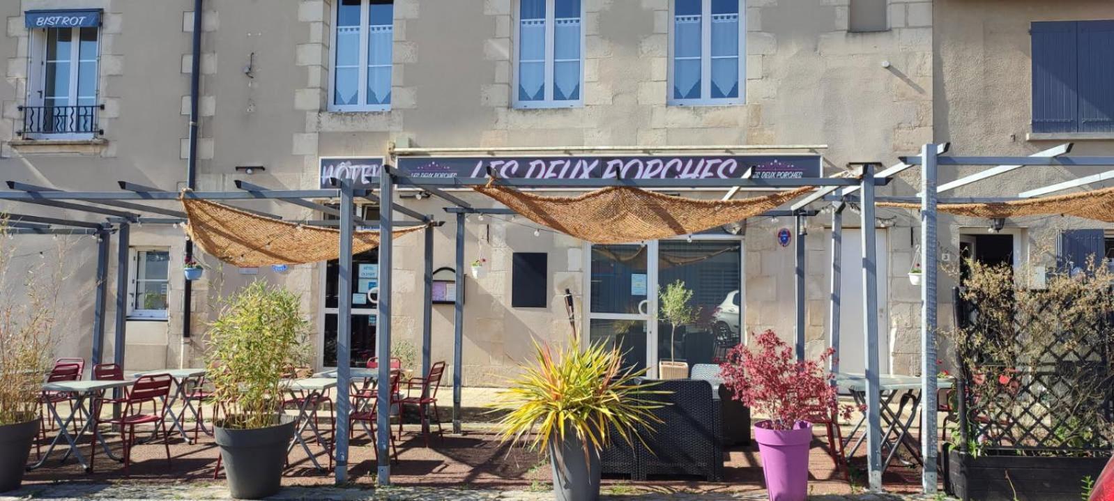 Hotel Les Deux Porches